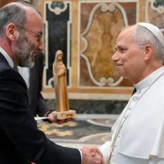 Leone XIV al Ppe: «Siate realisti, fate scelte difficili, ricostruite un tessuto di popolo»