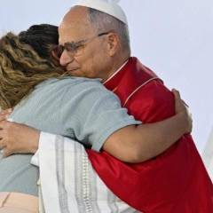 Il Papa: il mondo crea anestetici per la coscienza, con Dio la vita rinasce sempre