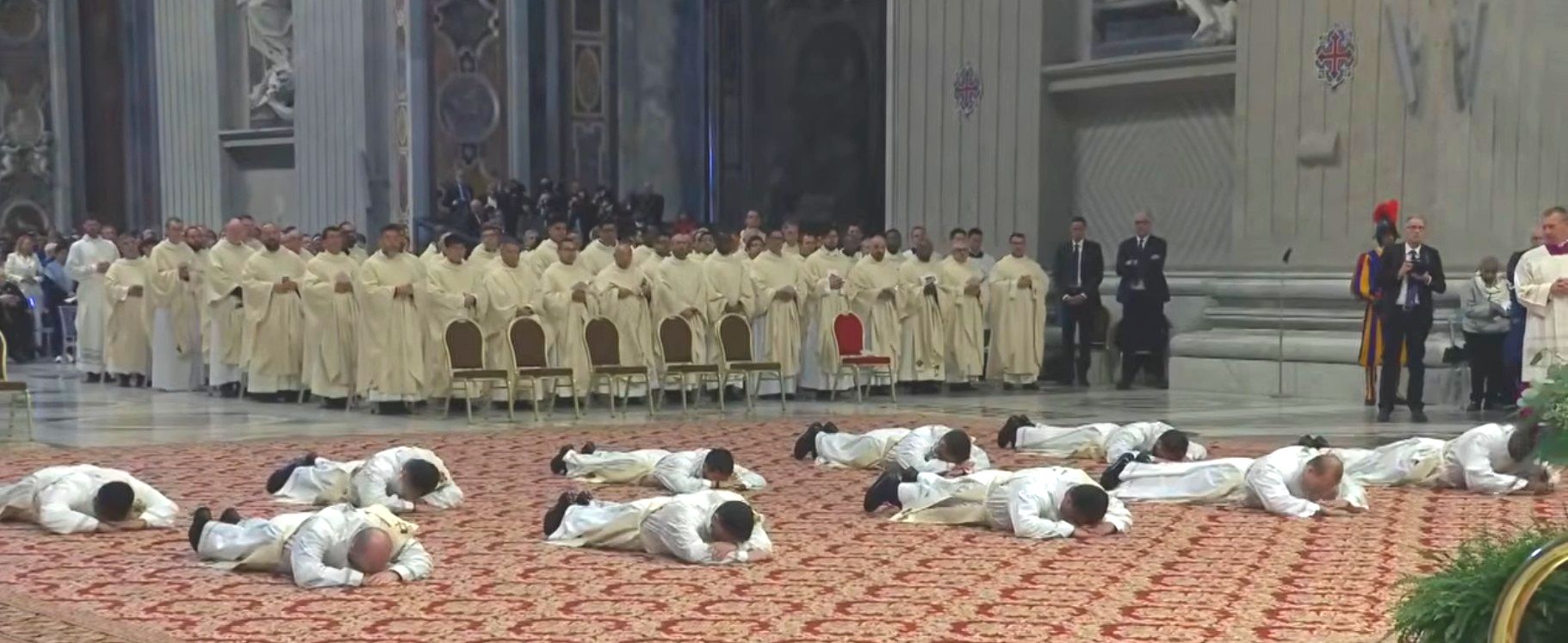 Ordinazioni sacedotali vaticano