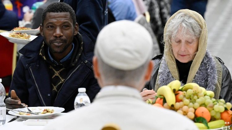 Papa e fratelli poveri