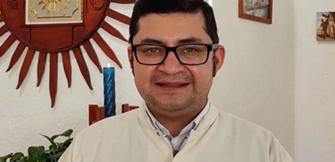 sacerdote mexicano