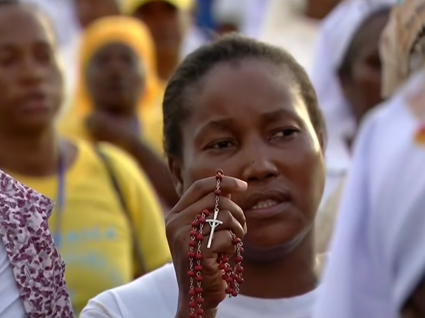 Santo Rosario Angola screenshot from video Vatican News