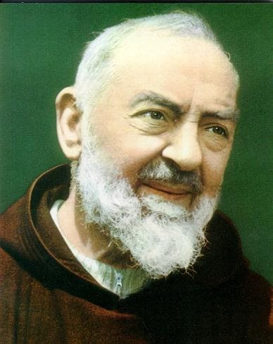 SAN PIO DA PIETRELCINA SACERDOTE
