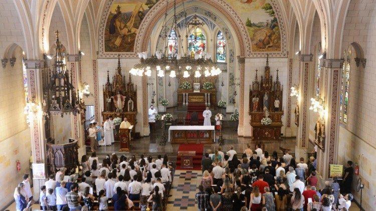 celebrazione eucaristica parrocchia