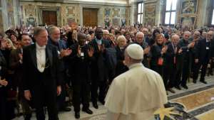 Il Papa con l Associazione Italiana Maestri Cattolici Vatican Media