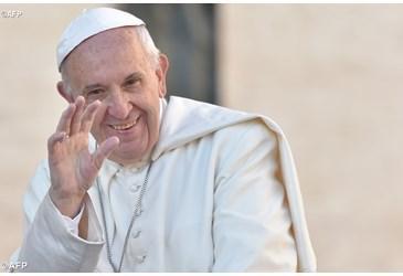 Il Papa fa gli auguri di Natale su Rai Uno