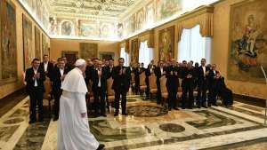 papa Francesco e seminaristi diocesi di Agrigento