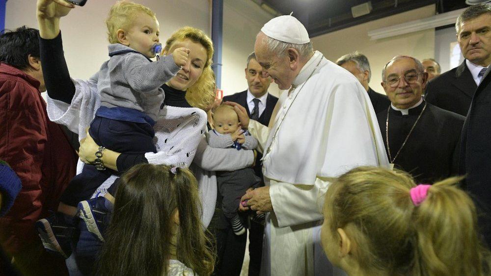 Papa Francesco cittadella della carita