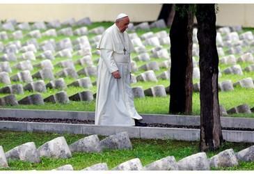 papa-francesco-redipuglia