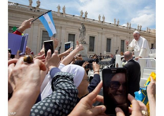 papa Francesco genio femminile
