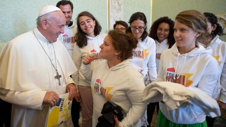 papa Francesco udienza giovani Grenoble Vienne