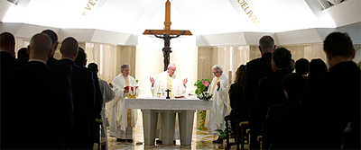 papa francesco santa marta 4