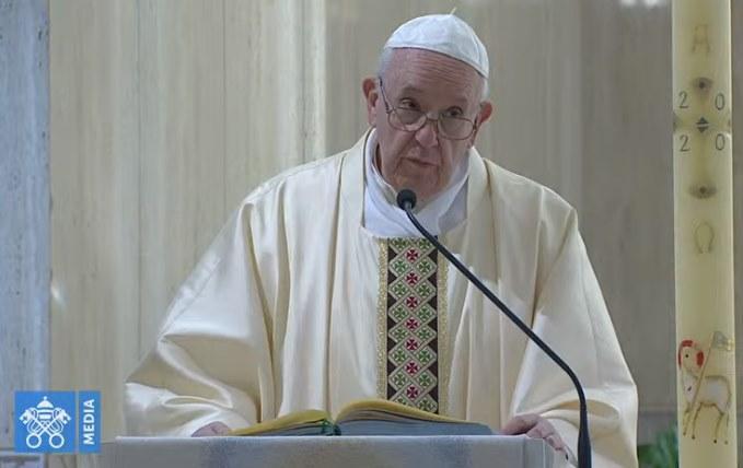 papa Francesco omelia santa Marta a Pasqua