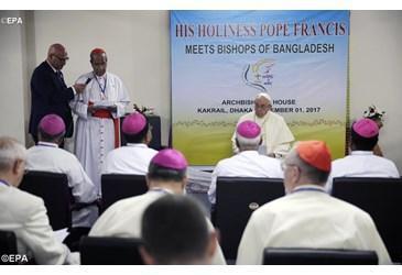 Incontro di Papa Francesco con i vescovi del Bangladesh