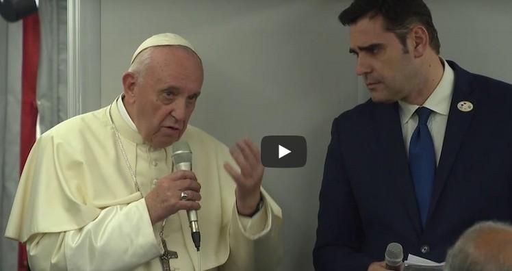 papa aereo ritorno da Panama