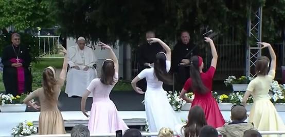 papa incontro giovani skopje