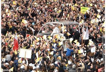 papa Francesco Napoli