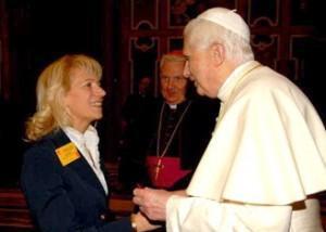 L On. Olimpia Tarzia ricevuta in Udienza da Benedetto XVI