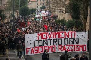 Cortei e manifestazioni antifasciste e antirazziste da Milano a Palermo
