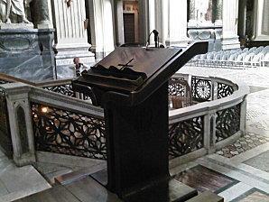Ambone Laterano