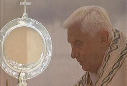 benedetto-xvi-eucarestia-3.jpg